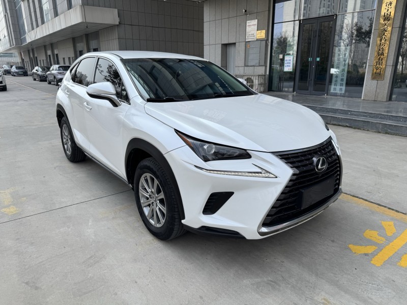济宁18年雷克萨斯NX3
