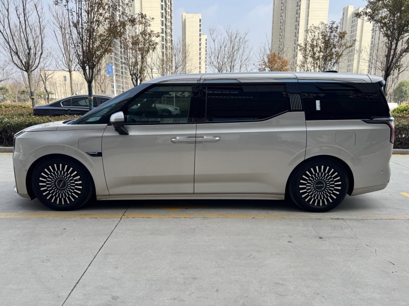 济宁23年极氪汽车0097