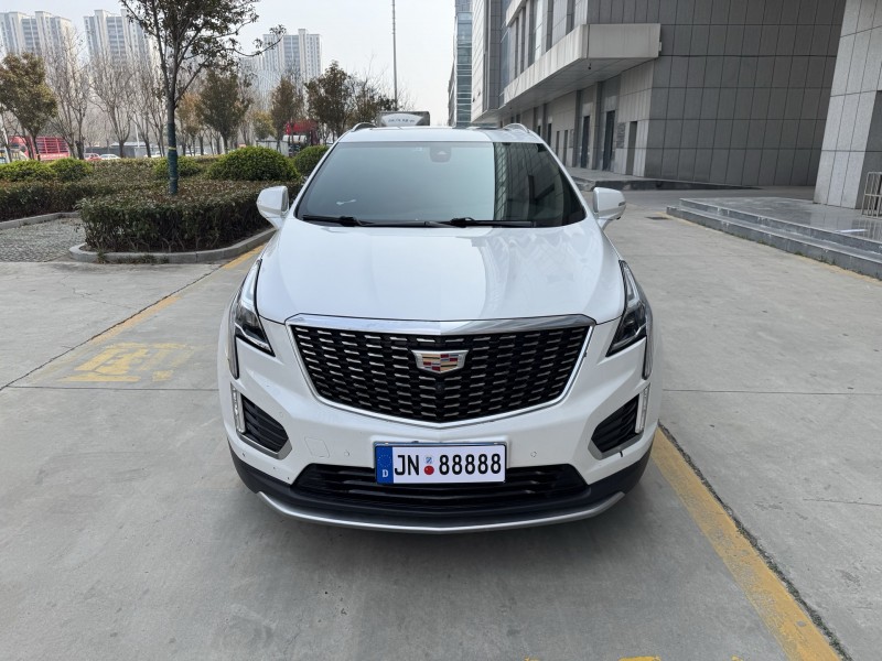 济宁21年凯迪拉克XT51