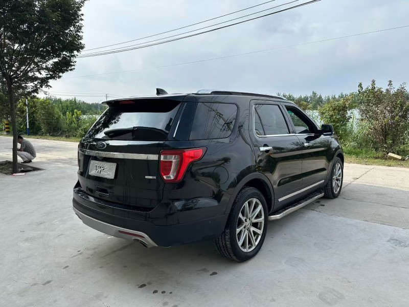 徐州17年福特探险者3