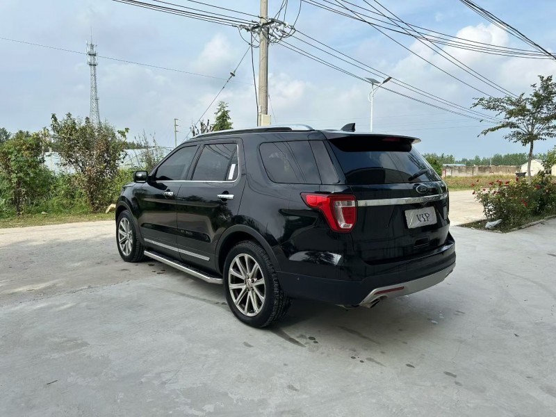 徐州17年福特探险者4