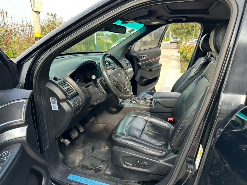 徐州17年福特探险者5