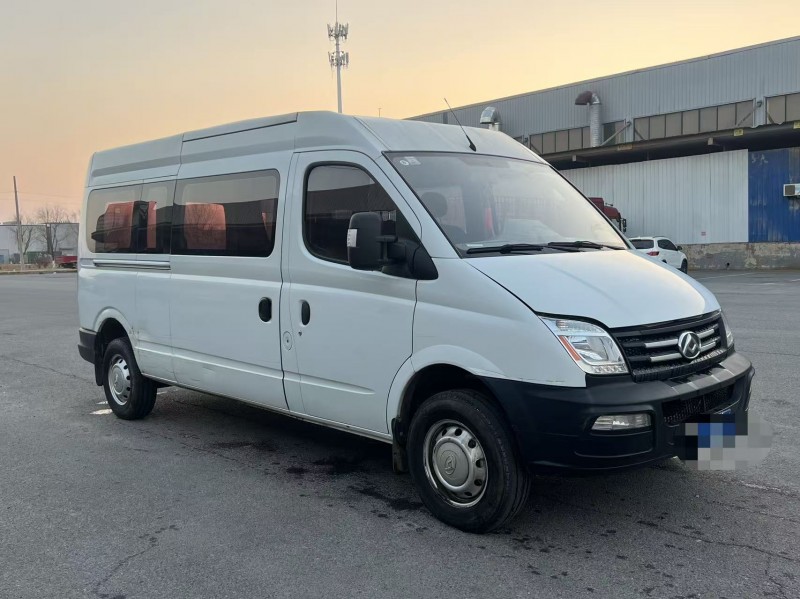 宿迁21年大通V803