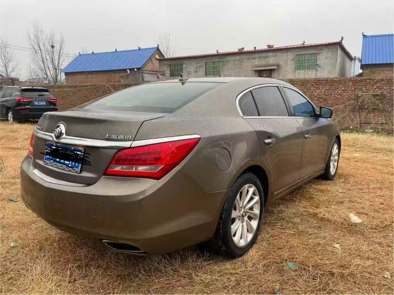 菏泽15年别克君越7