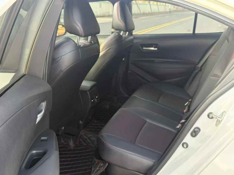 广州21年丰田雷凌8