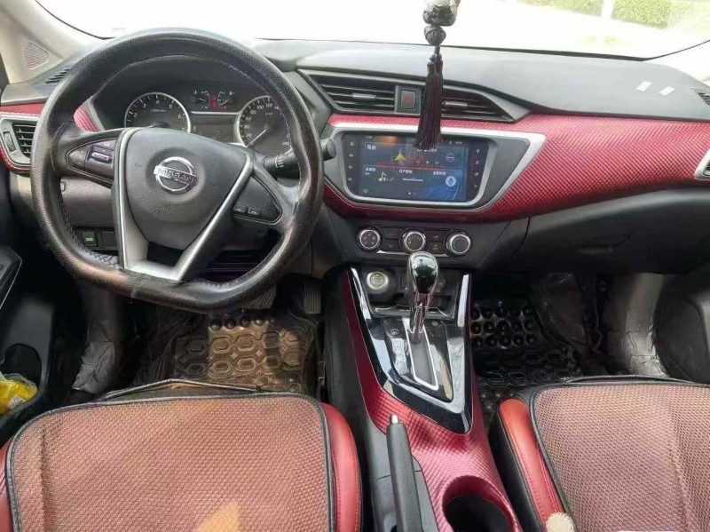 郑州19年日产蓝鸟9