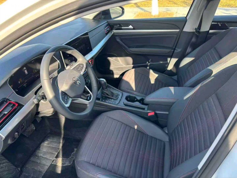 徐州25年大众朗逸7