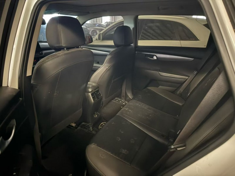 深圳19年起亚智跑3