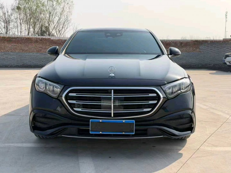 新乡24年奔驰E1