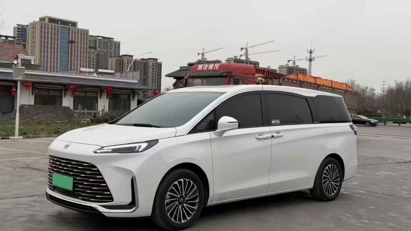 菏泽25年别克GL83