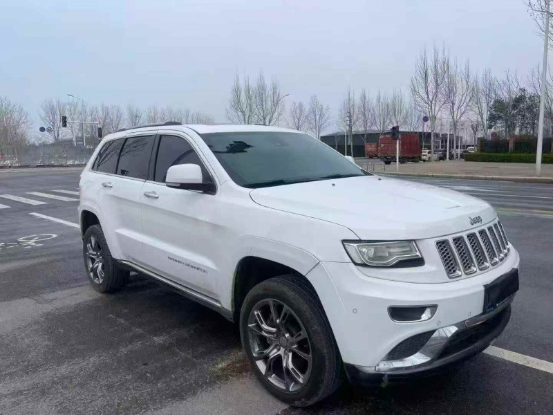 郑州15年Jeep大切诺基4