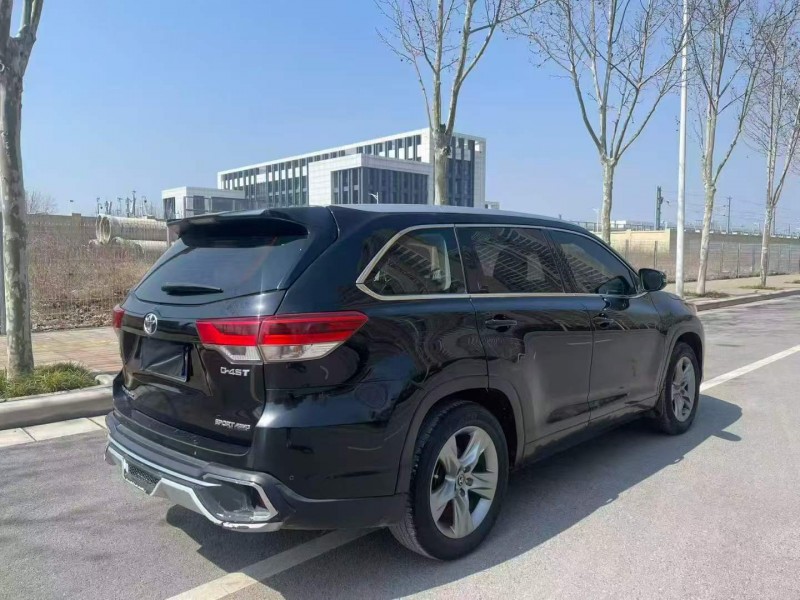 郑州19年丰田汉兰达4