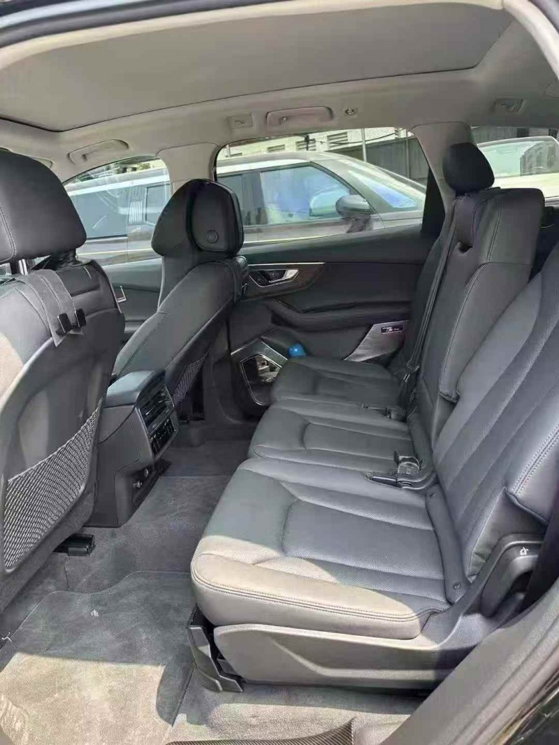 广州24年奥迪Q76