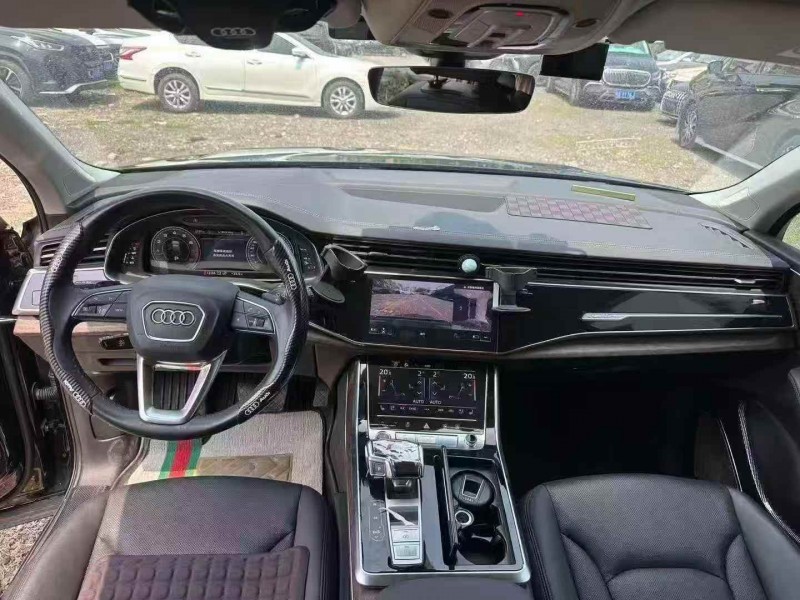 广州24年奥迪Q77