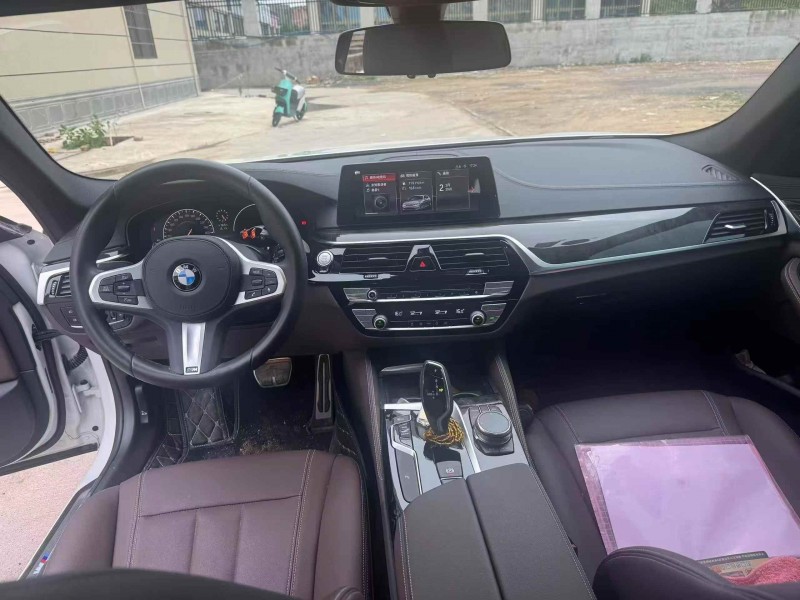 广州19年宝马5系5