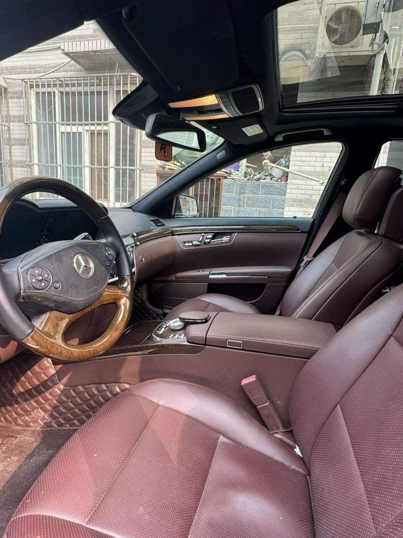 安阳12年奔驰S8