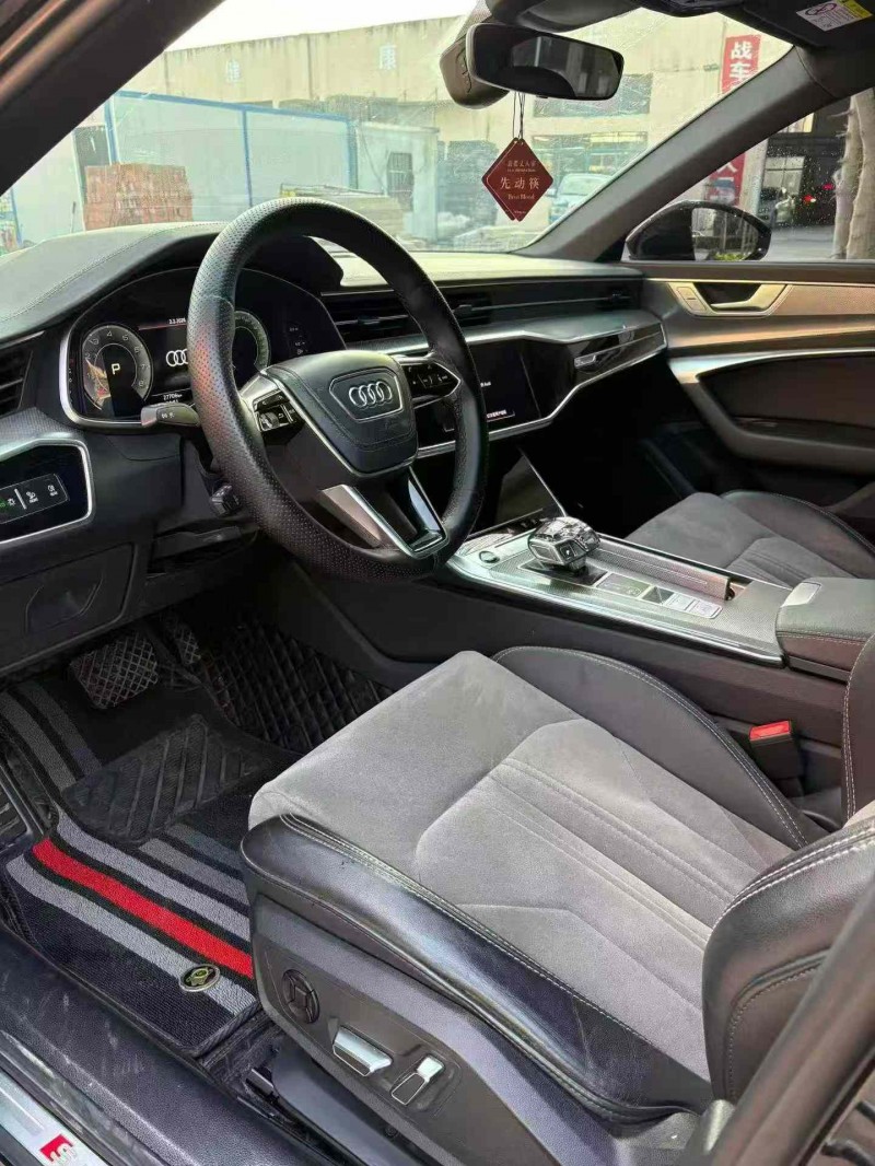 襄阳23年奥迪A6L4