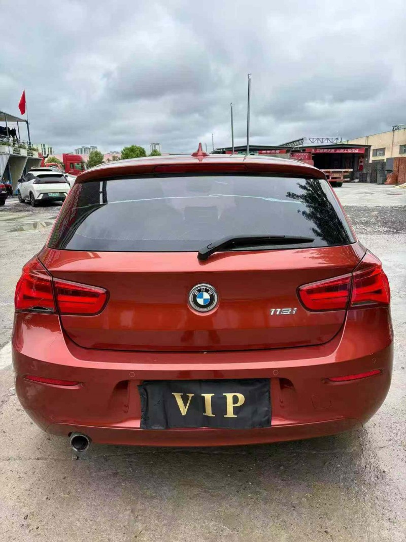 襄阳18年宝马1系9