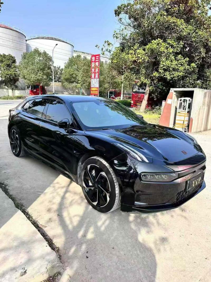 襄阳23年极氪汽车0012