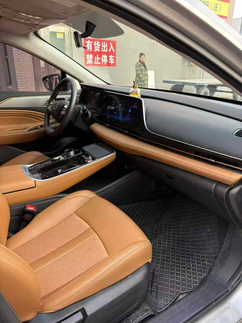 襄阳24年传祺埃安S5807