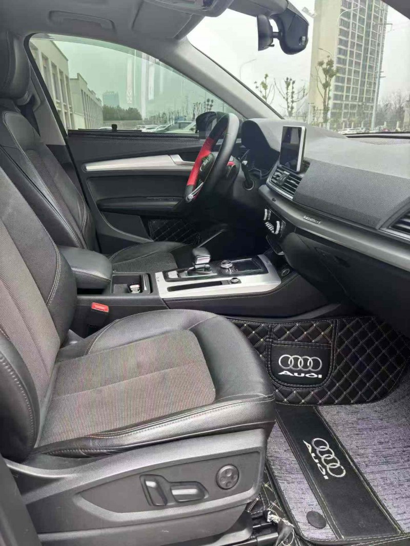 襄阳20年奥迪Q58