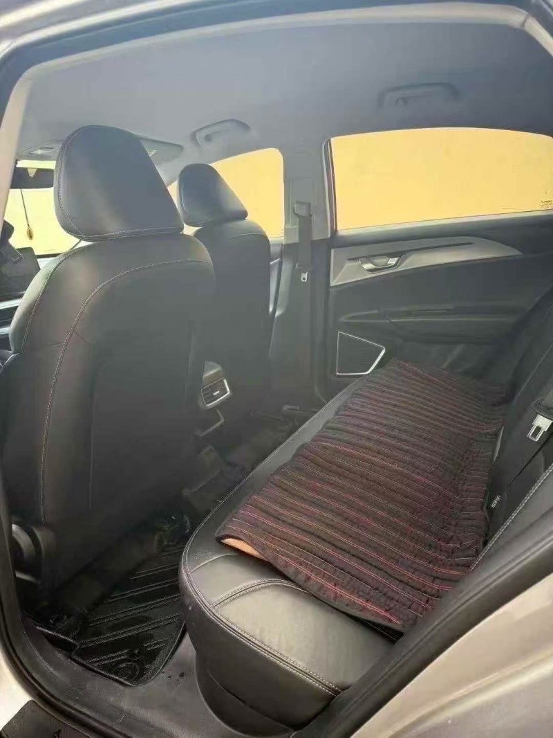 菏泽22年吉利几何4