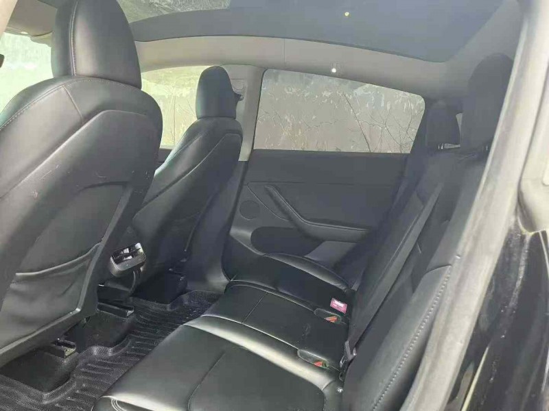 襄阳23年特斯拉MODEL Y9