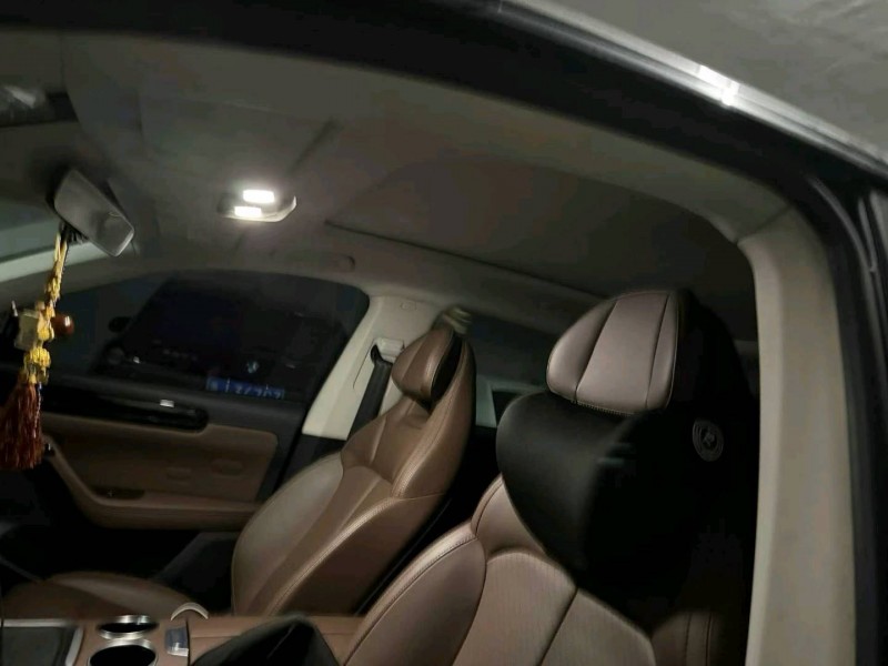 台州24年零跑汽车C117