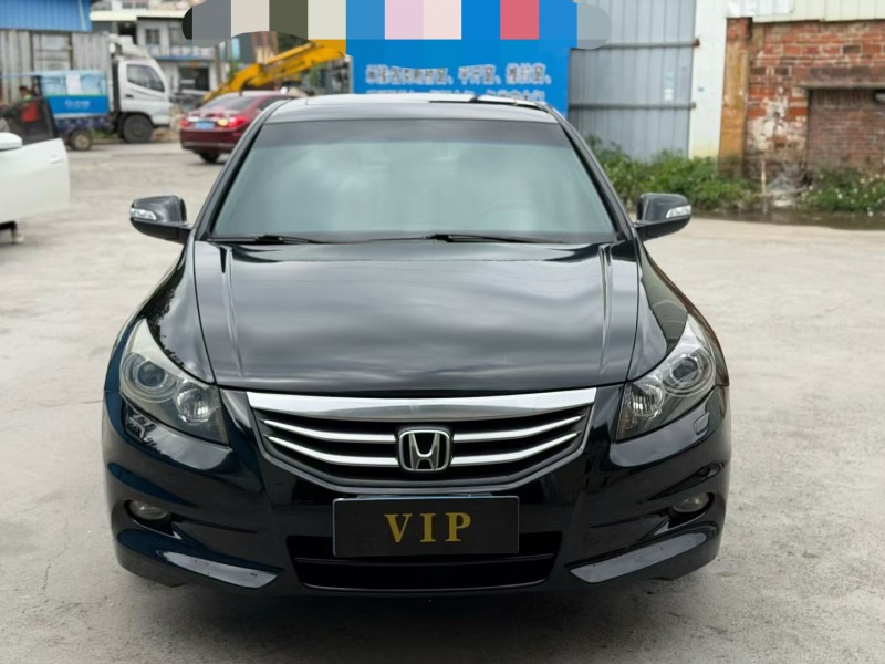 茂名12年本田雅阁1