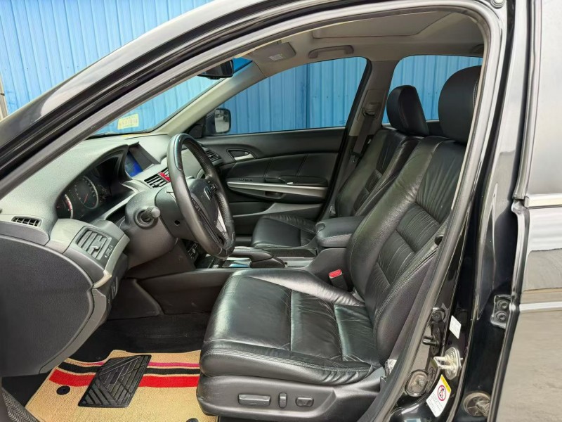 茂名12年本田雅阁7