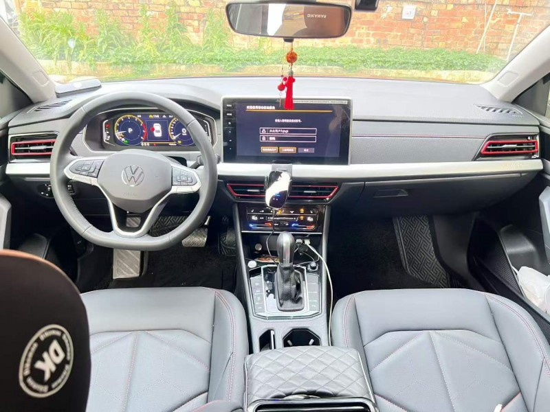 百色24年大众朗逸4