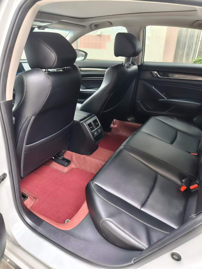 百色23年本田雅阁6