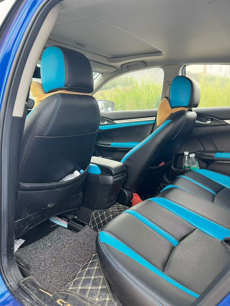 百色19年本田思域5