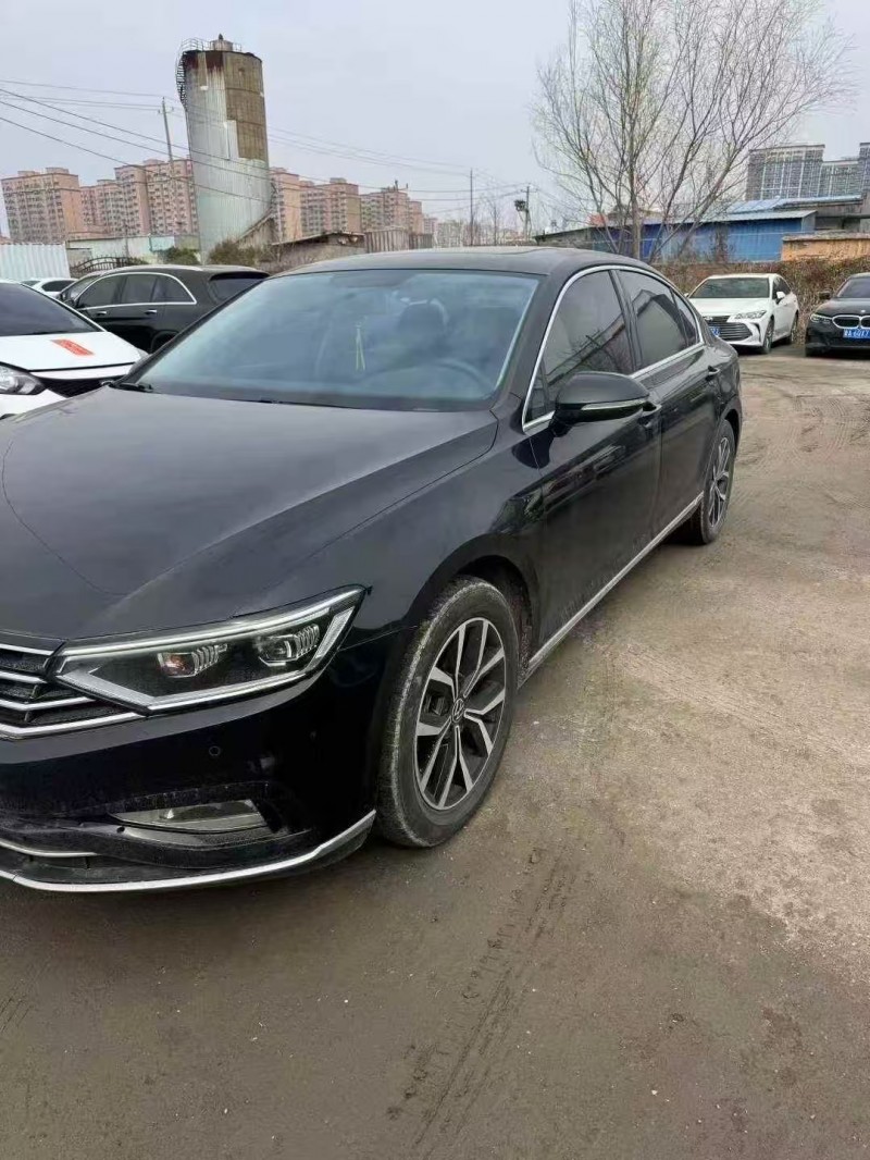 菏泽22年大众迈腾3