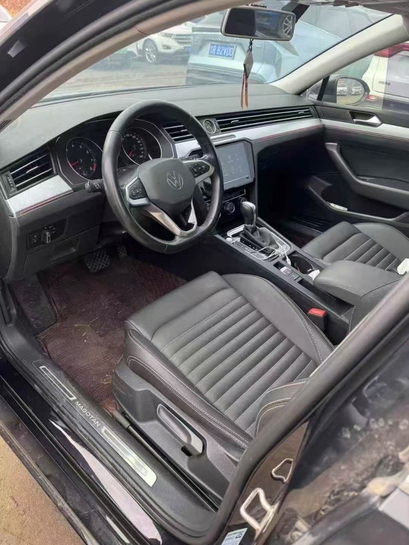 菏泽22年大众迈腾4