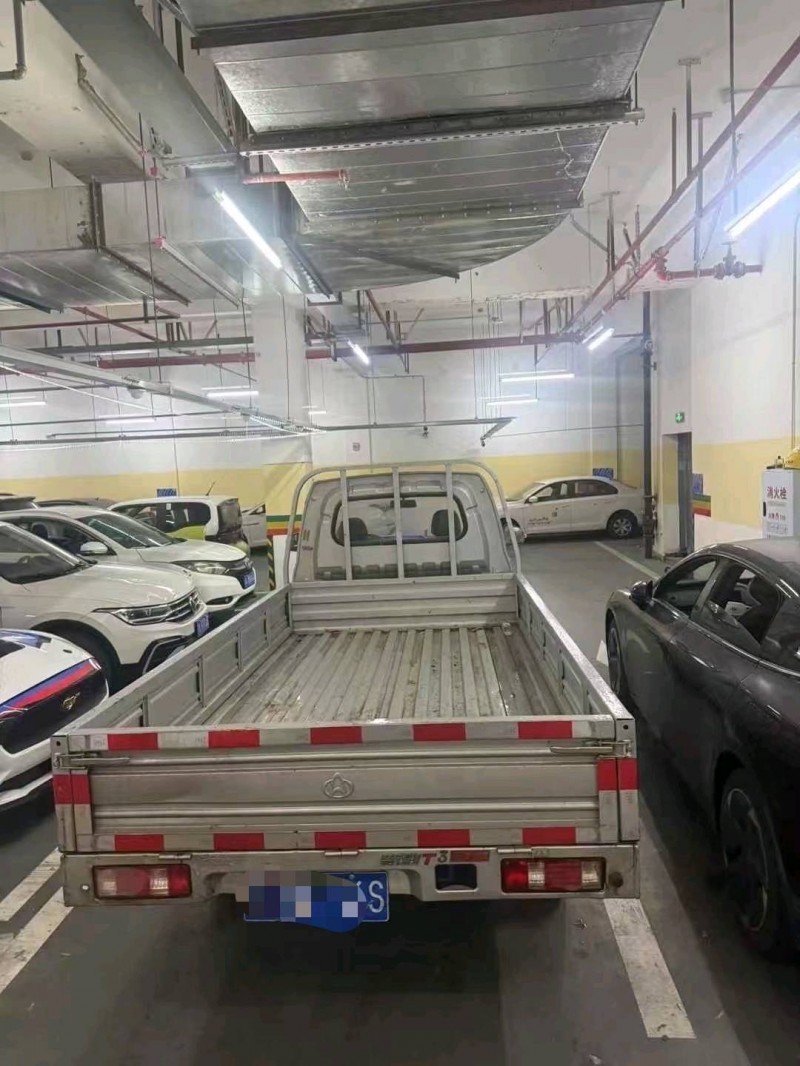 重庆25年长安汽车跨越王5