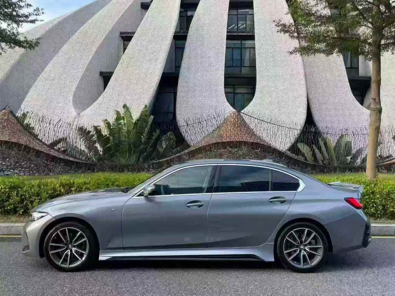 深圳23年宝马3系8