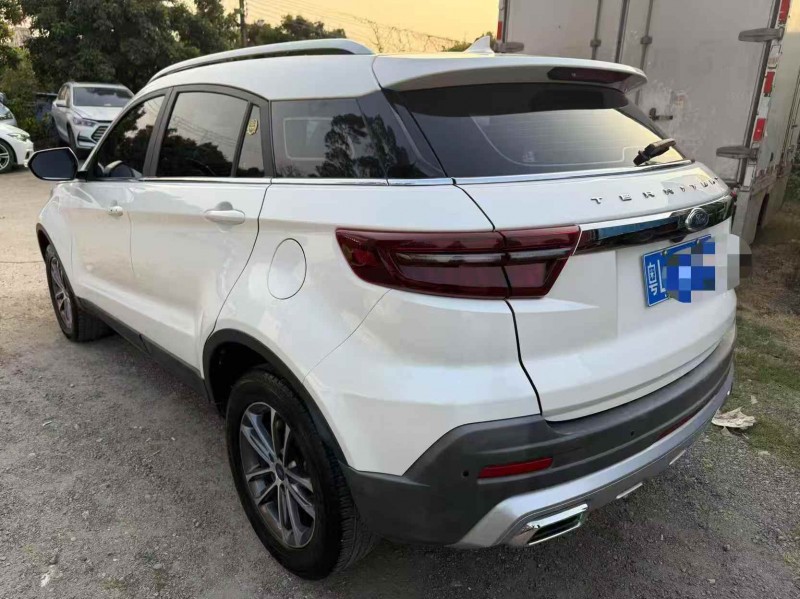 广州22年福特领界5