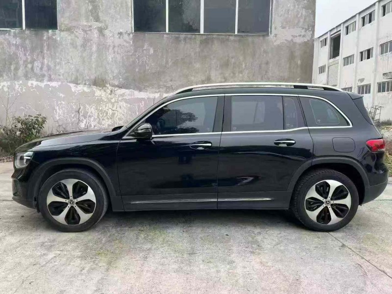 襄阳22年奔驰GLB4