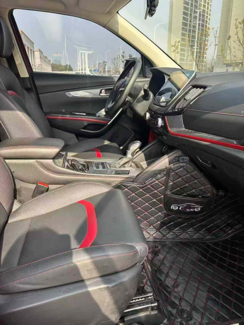 襄阳18年长安汽车CS558