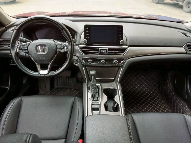 东莞21年本田雅阁5