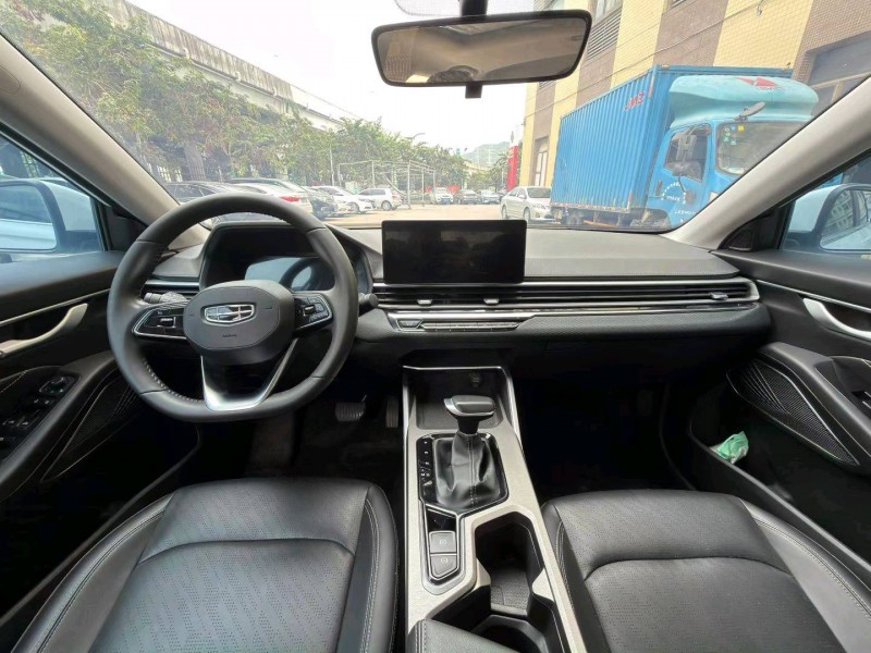 东莞23年吉利帝豪4