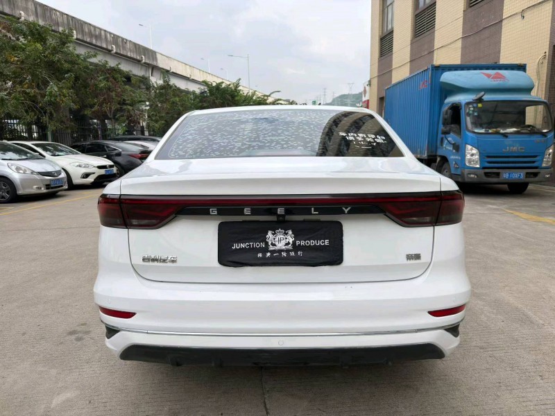 东莞23年吉利帝豪9