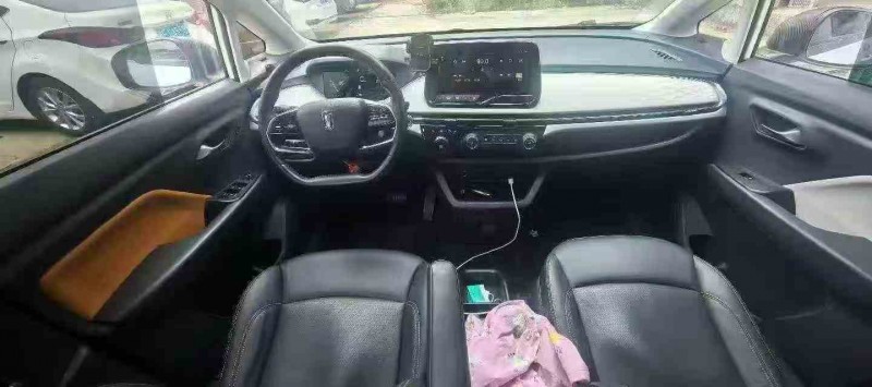 钦州24年奔腾E052