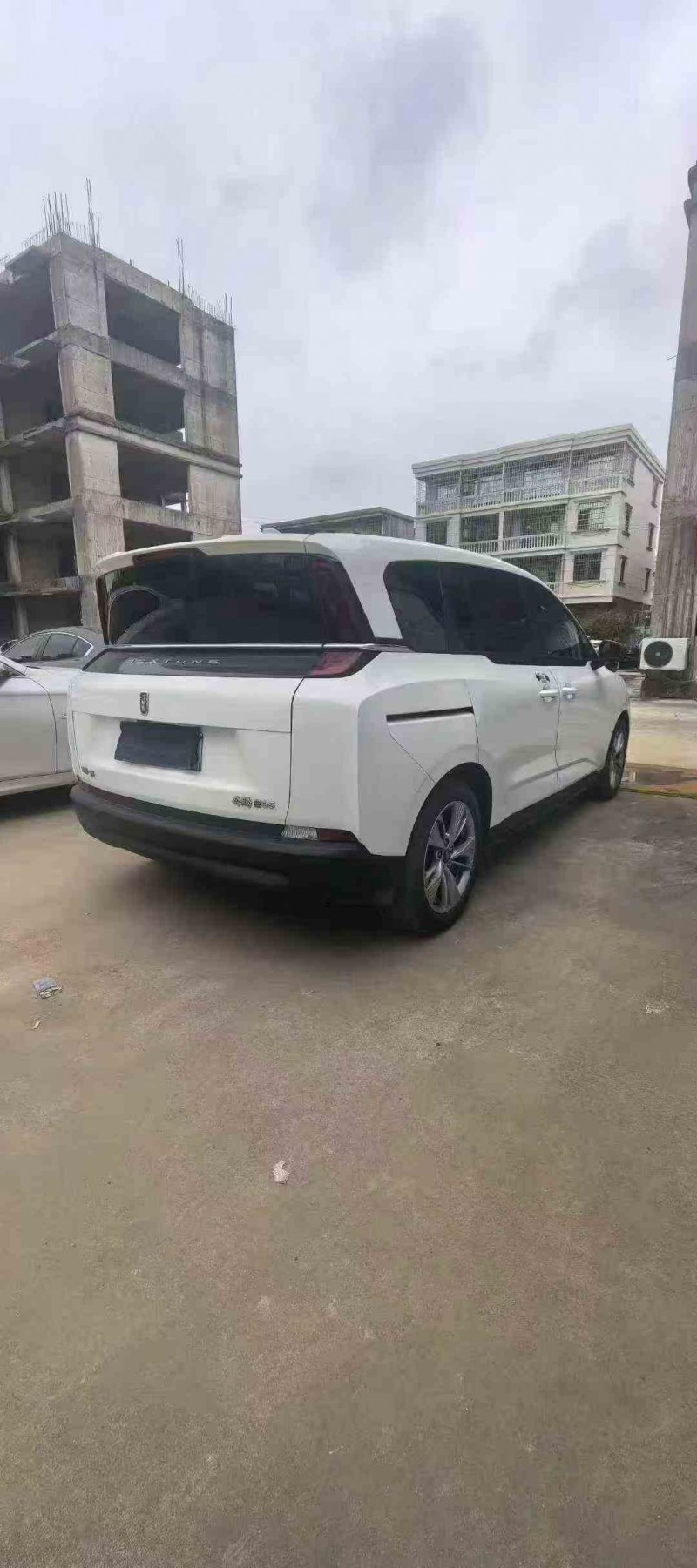 钦州24年奔腾E055