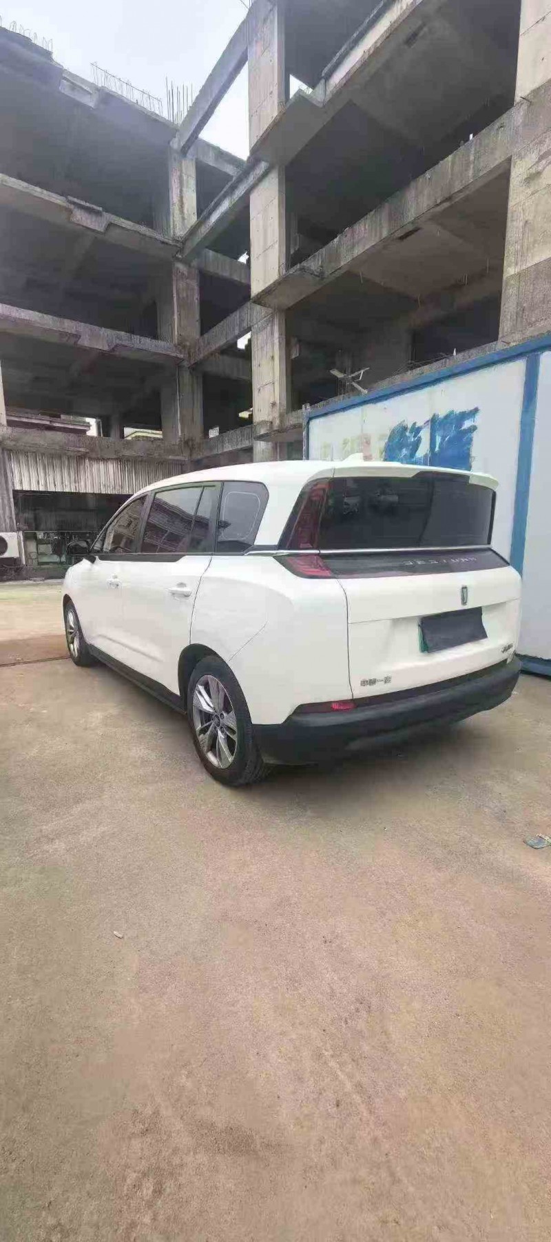 钦州24年奔腾E056