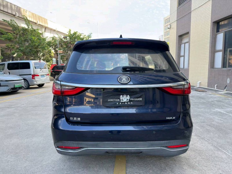 东莞20年比亚迪宋MAX9