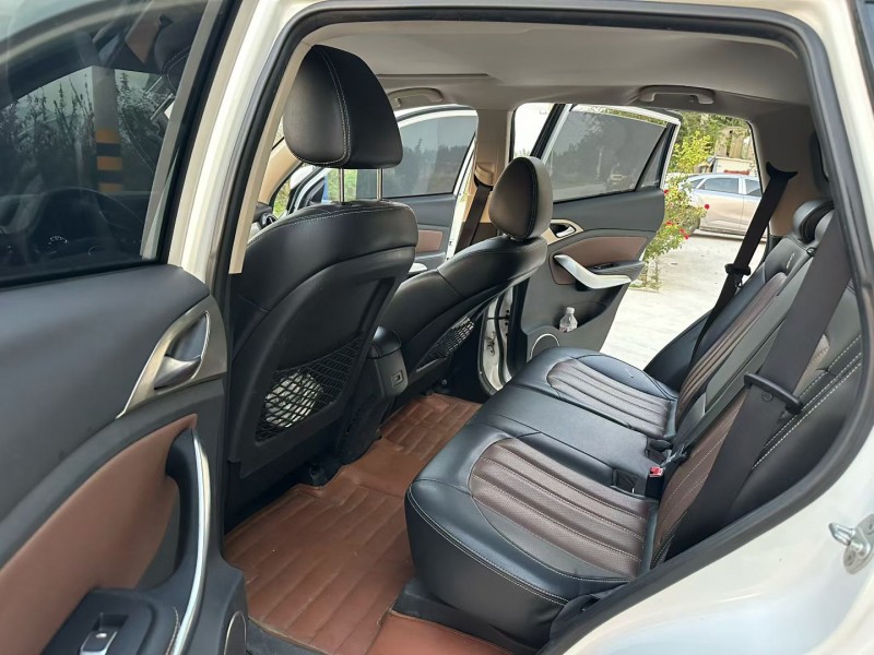 徐州17年比亚迪宋4