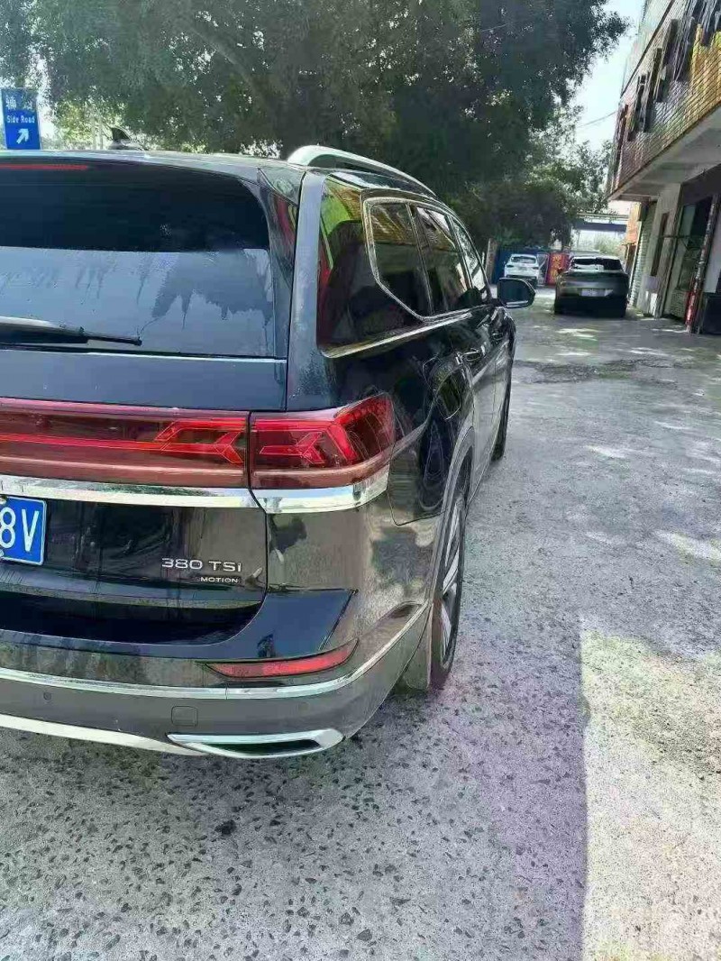 贵港22年大众途昂8