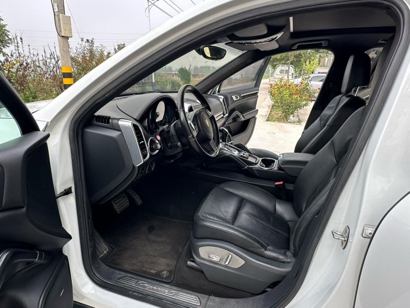 徐州13年保时捷卡宴5